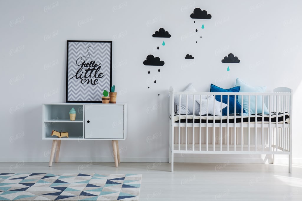 Vẽ tranh tường phòng ngủ đơn giản cho bé hình đám mây
