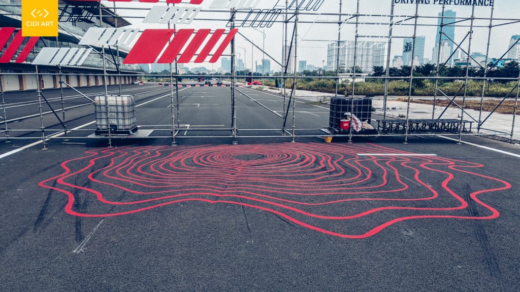 Vẽ tranh trang trí đường đua F1 - Sự kiện Mercedes-Benz tại đường đua F1 Hà Nội 7 Vẽ tranh trang trí đường đua F1 – Sự kiện Mercedes-Benz tại đường đua F1 Hà Nội